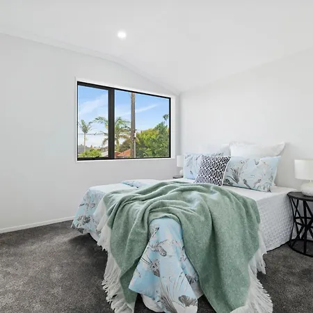 Holiday Home Or Short Term Rental In Papatoetoe